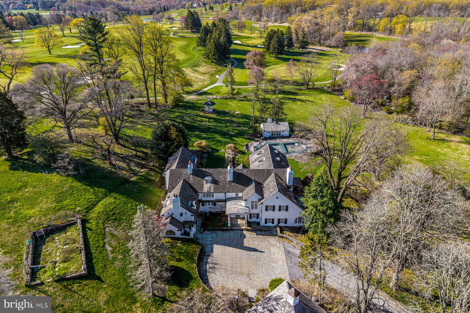 RADNOR HUNT - Residential