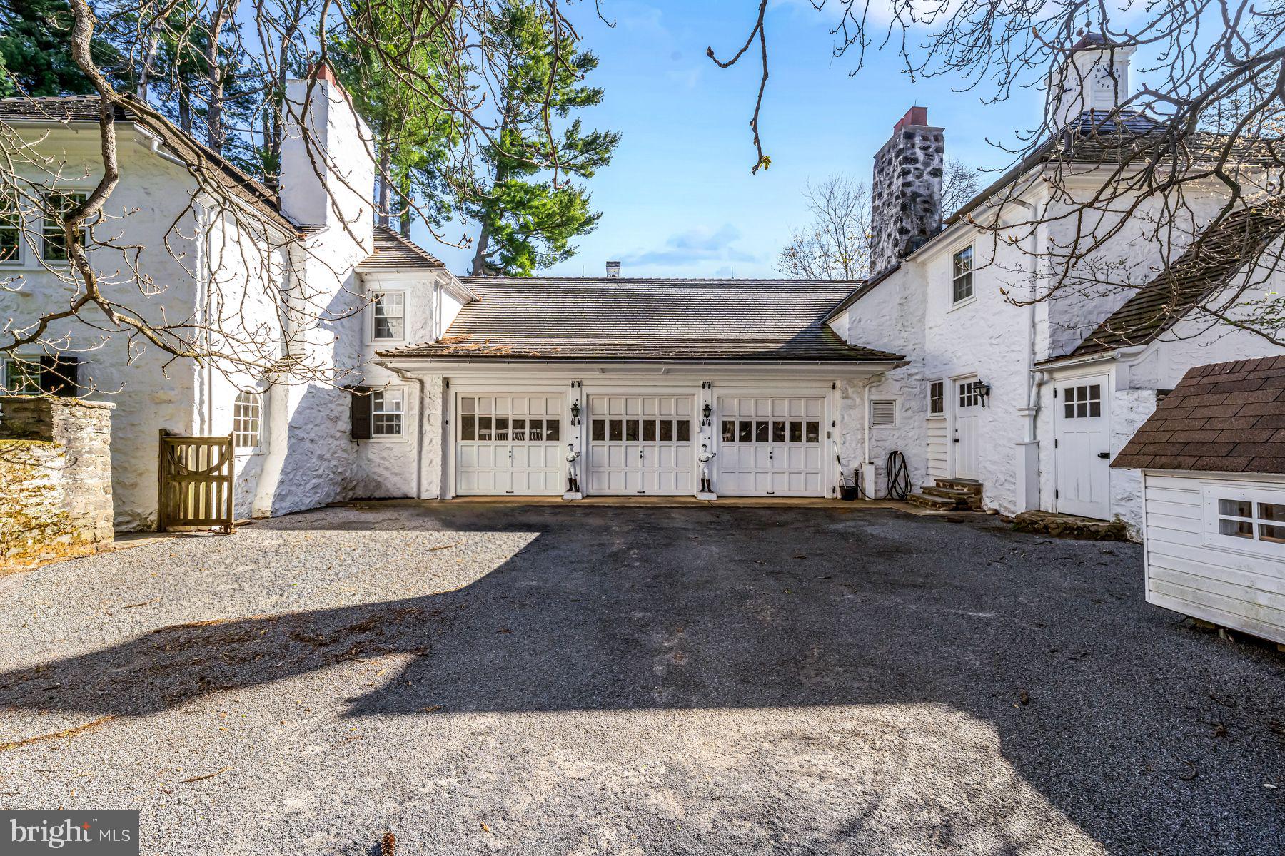RADNOR HUNT - Residential
