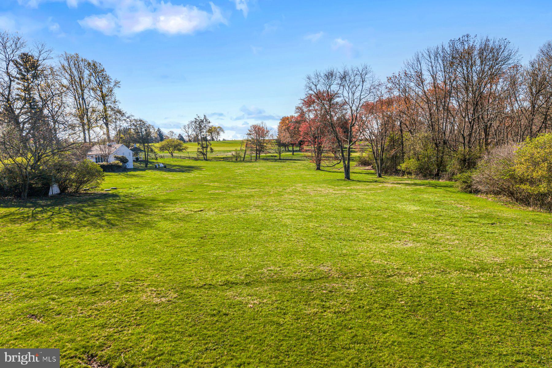 RADNOR HUNT - Residential