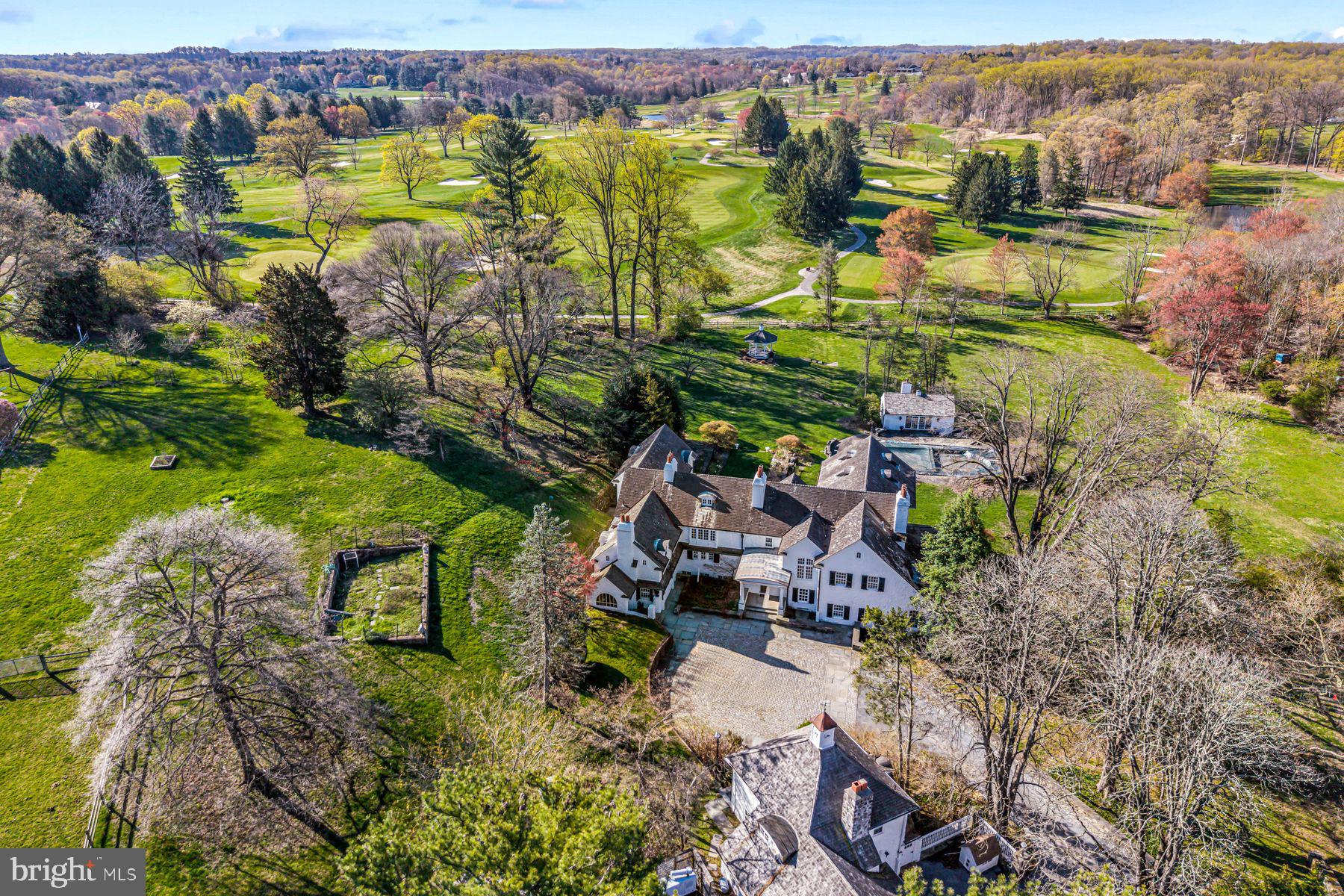 129 DAVIS ROAD