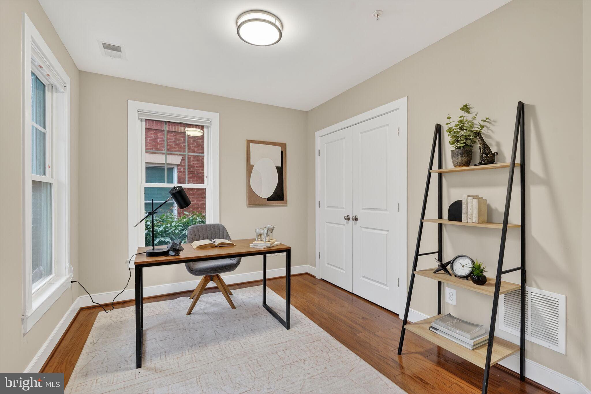 2909 CHANCELLOR'S WAY NE