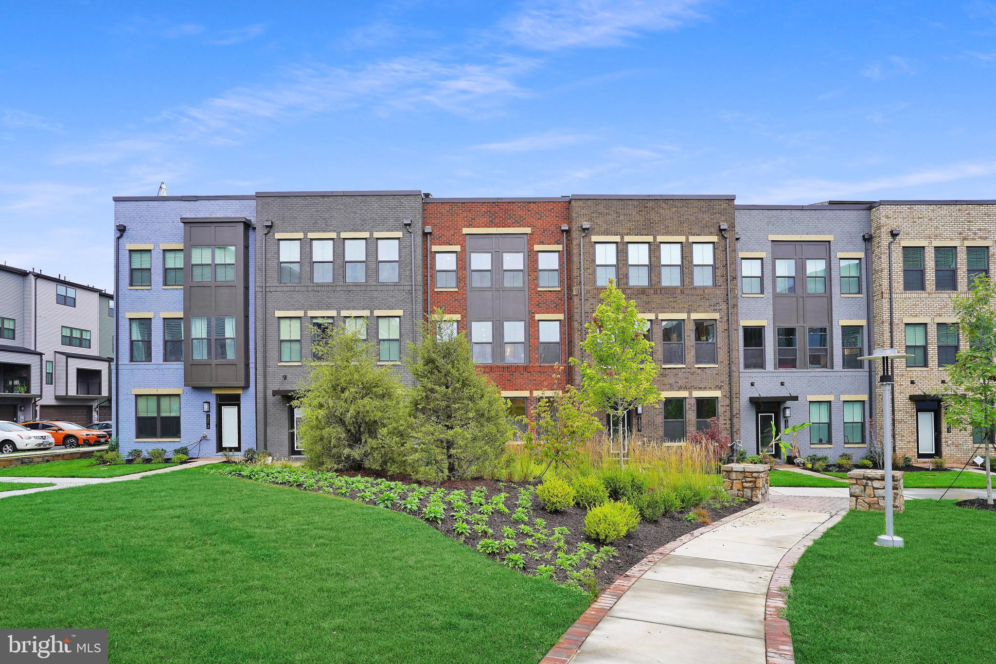 WOODLAND PARK STATION - Residential Lease