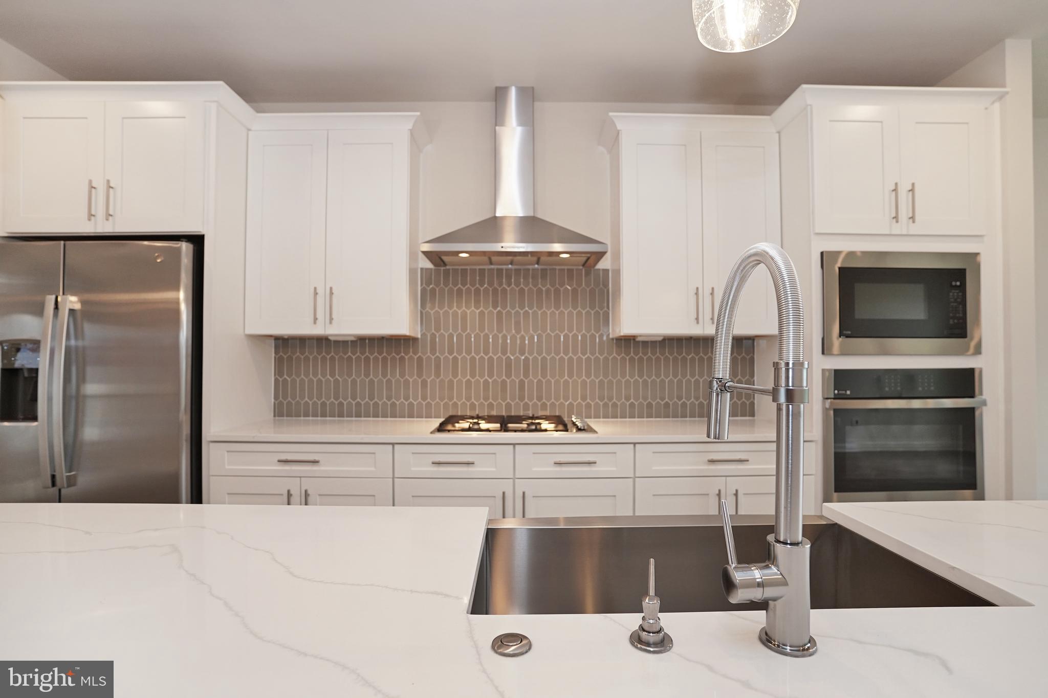 WOODLAND PARK STATION - Residential Lease