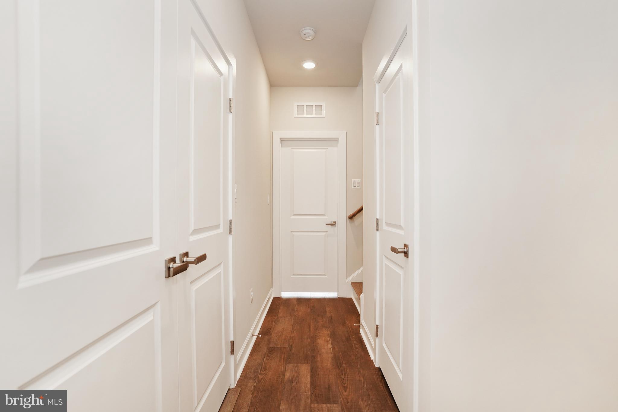 WOODLAND PARK STATION - Residential Lease