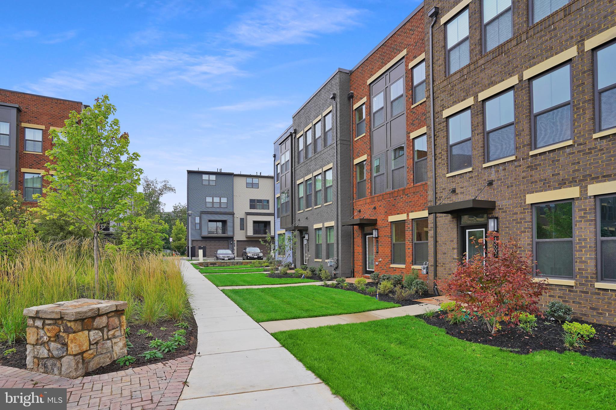 WOODLAND PARK STATION - Residential Lease