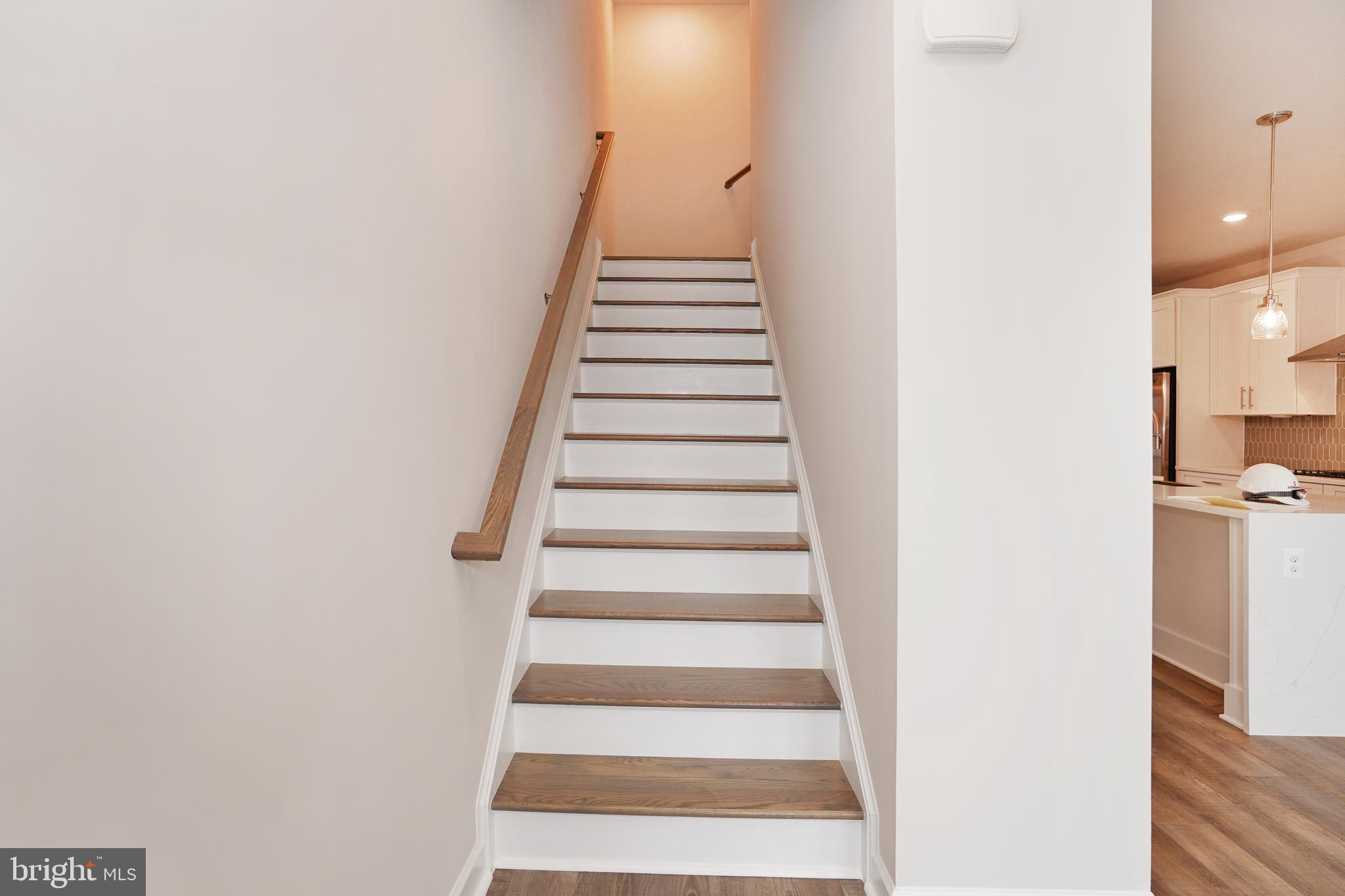 WOODLAND PARK STATION - Residential Lease