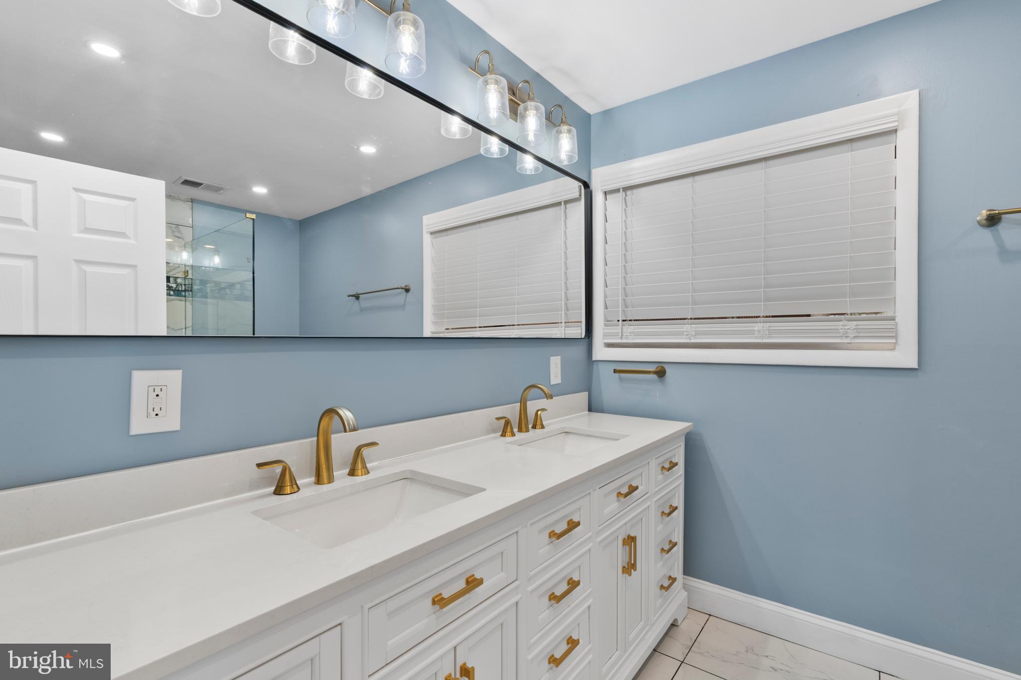 ROLLING ACRES - Residential