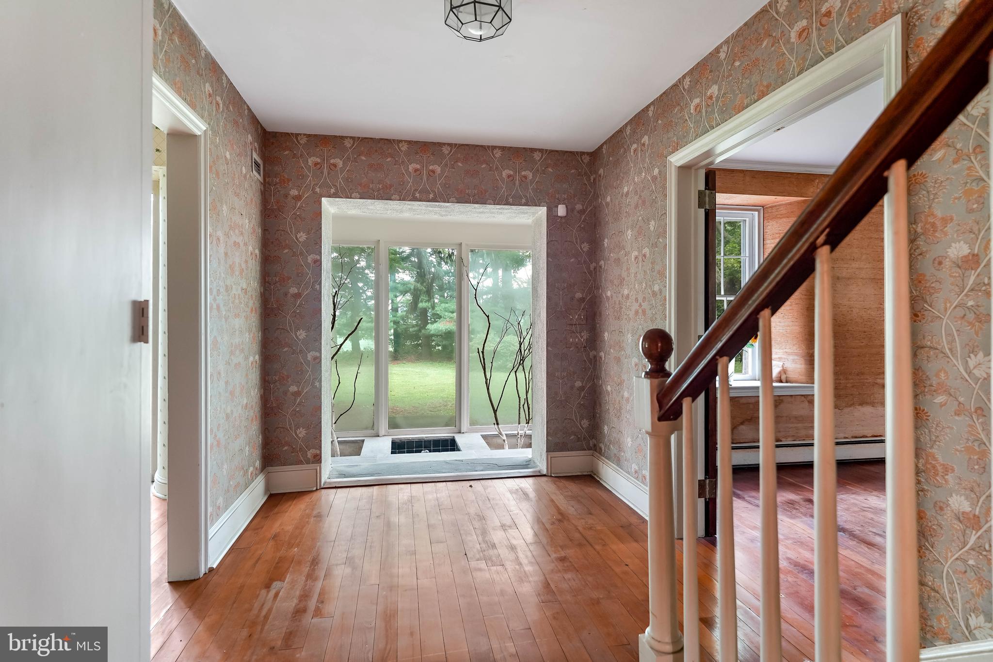 CHESHIRE HUNT - Residential