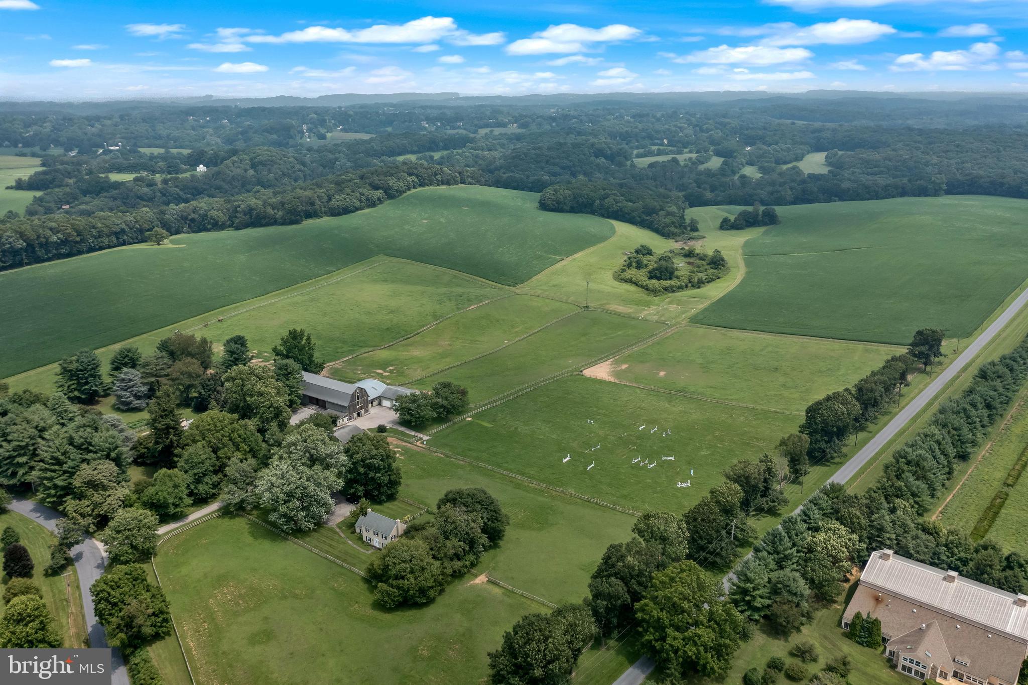 CHESHIRE HUNT - Residential