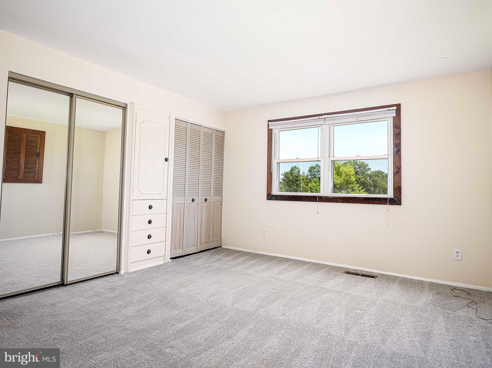 CHAPEL MANOR - Residential