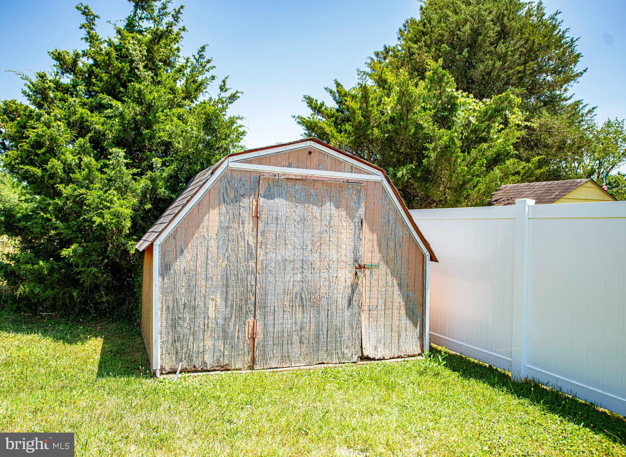 CHAPEL MANOR - Residential