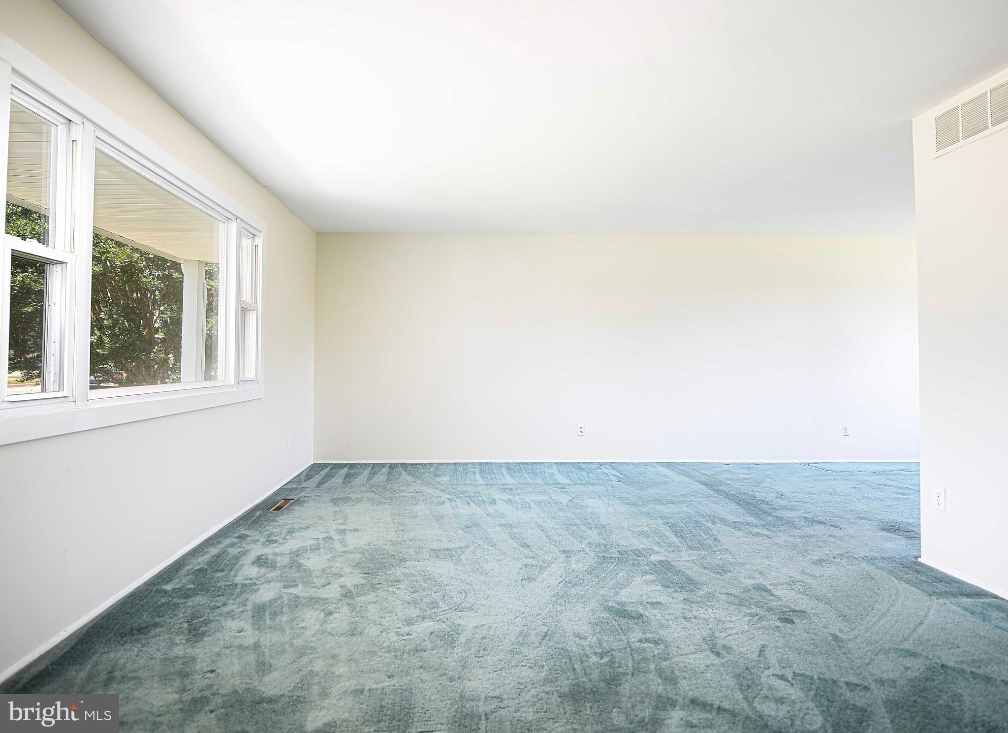 CHAPEL MANOR - Residential