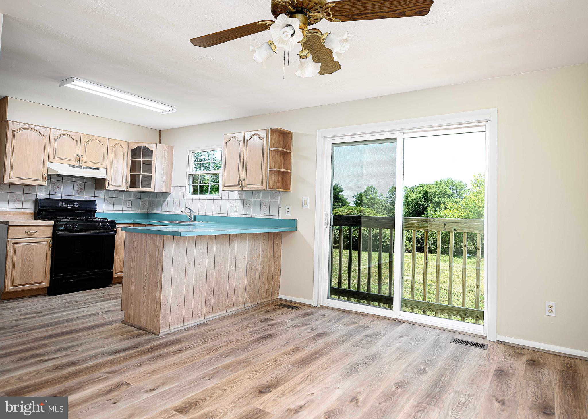 CHAPEL MANOR - Residential