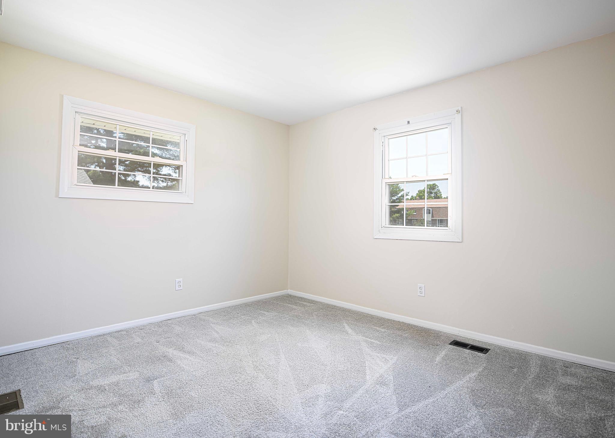 CHAPEL MANOR - Residential