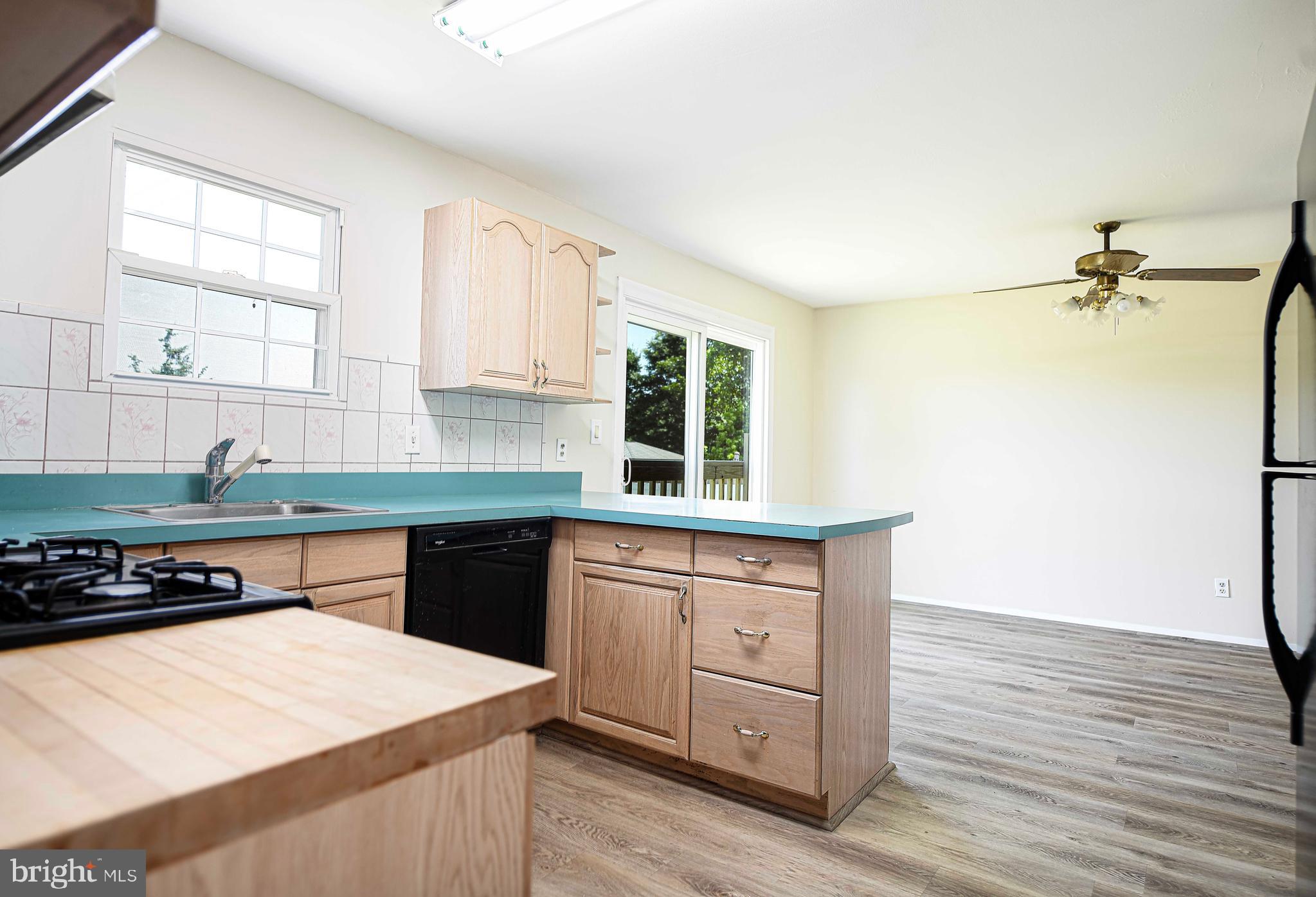 CHAPEL MANOR - Residential