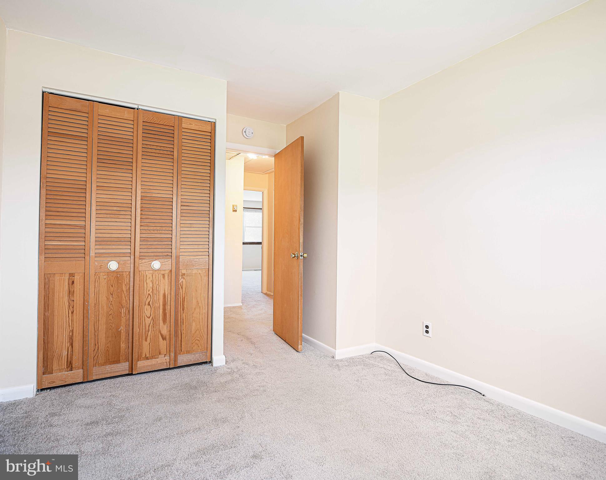 CHAPEL MANOR - Residential