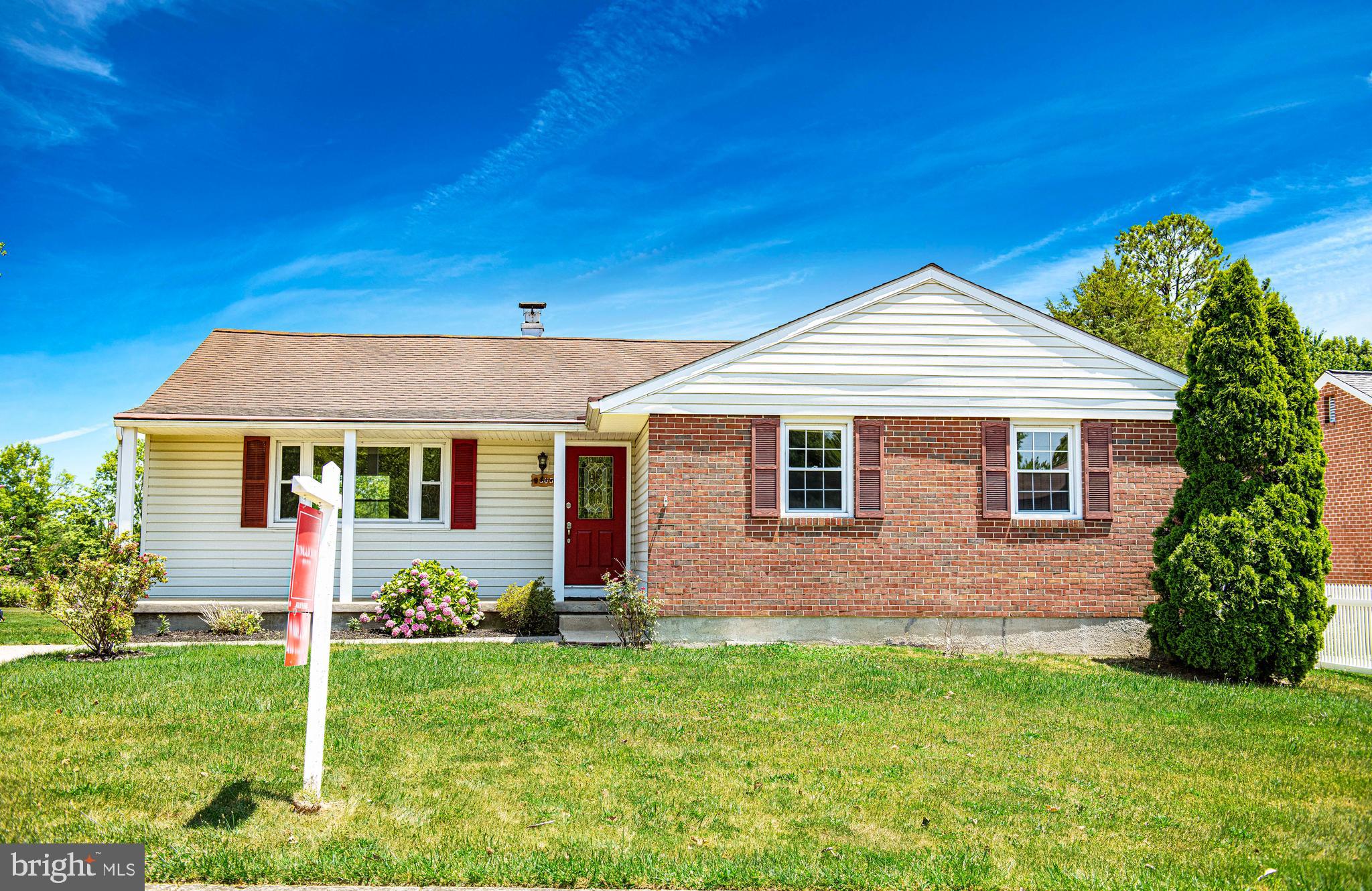 CHAPEL MANOR - Residential