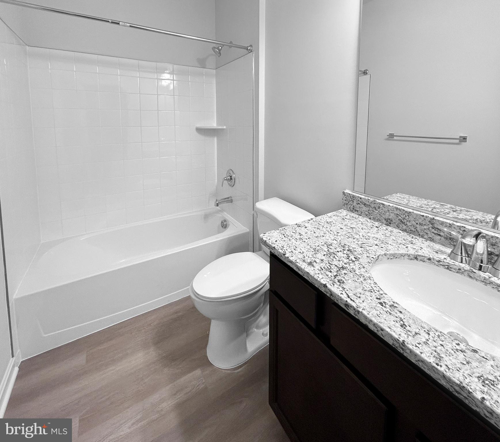 TOWNS AT MARKET COMMONS - Residential Lease