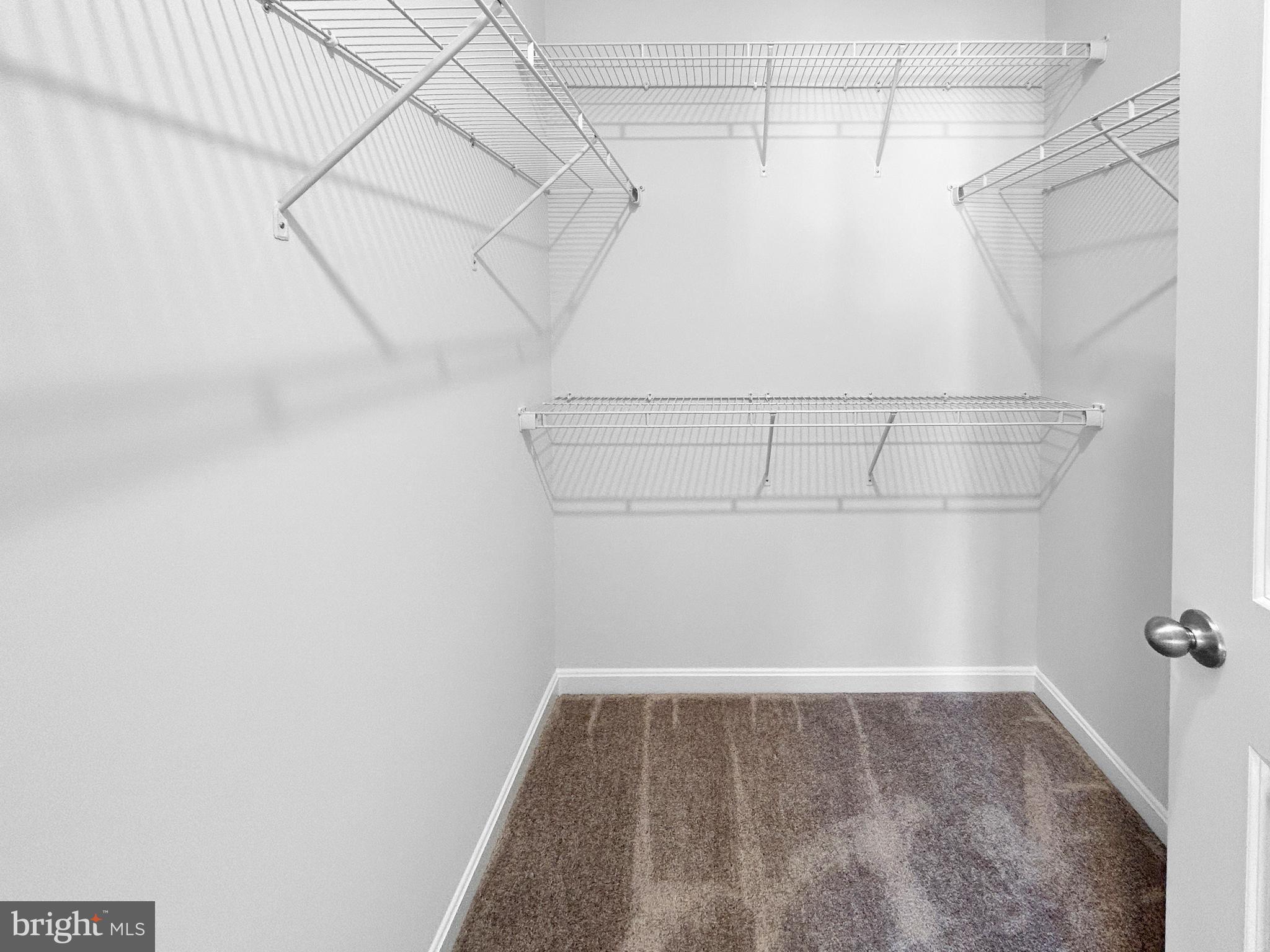 TOWNS AT MARKET COMMONS - Residential Lease