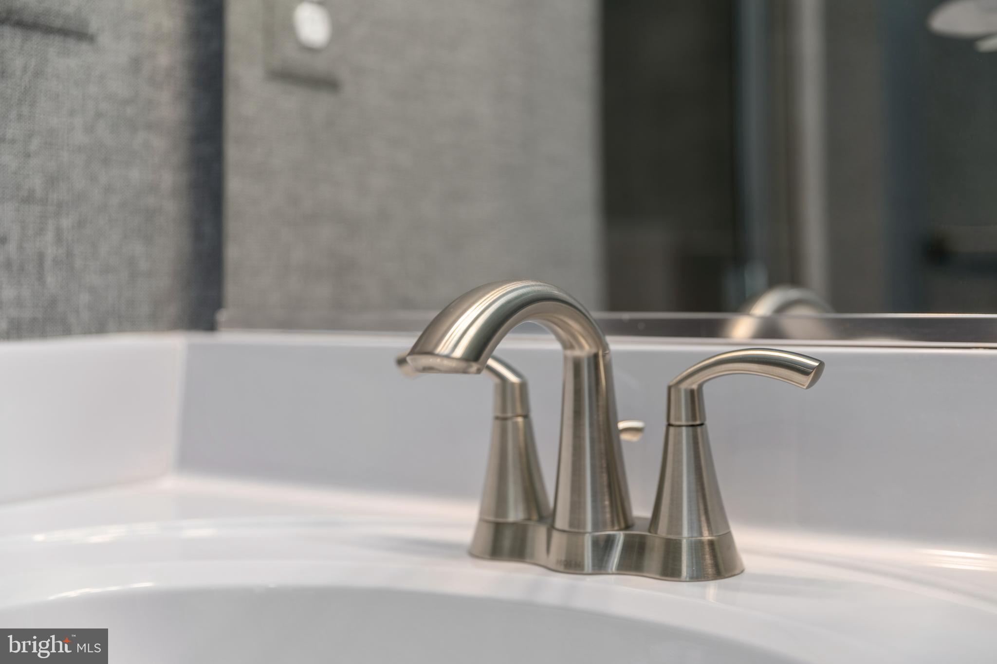 MONTGOMERY OAKS - Residential