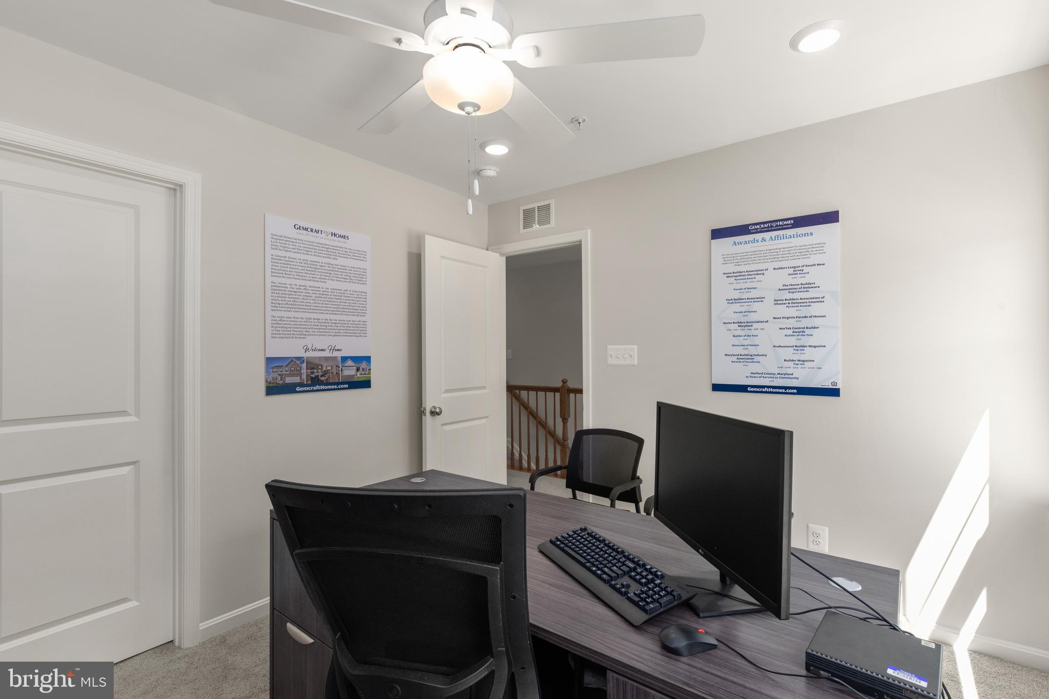 MONTGOMERY OAKS - Residential