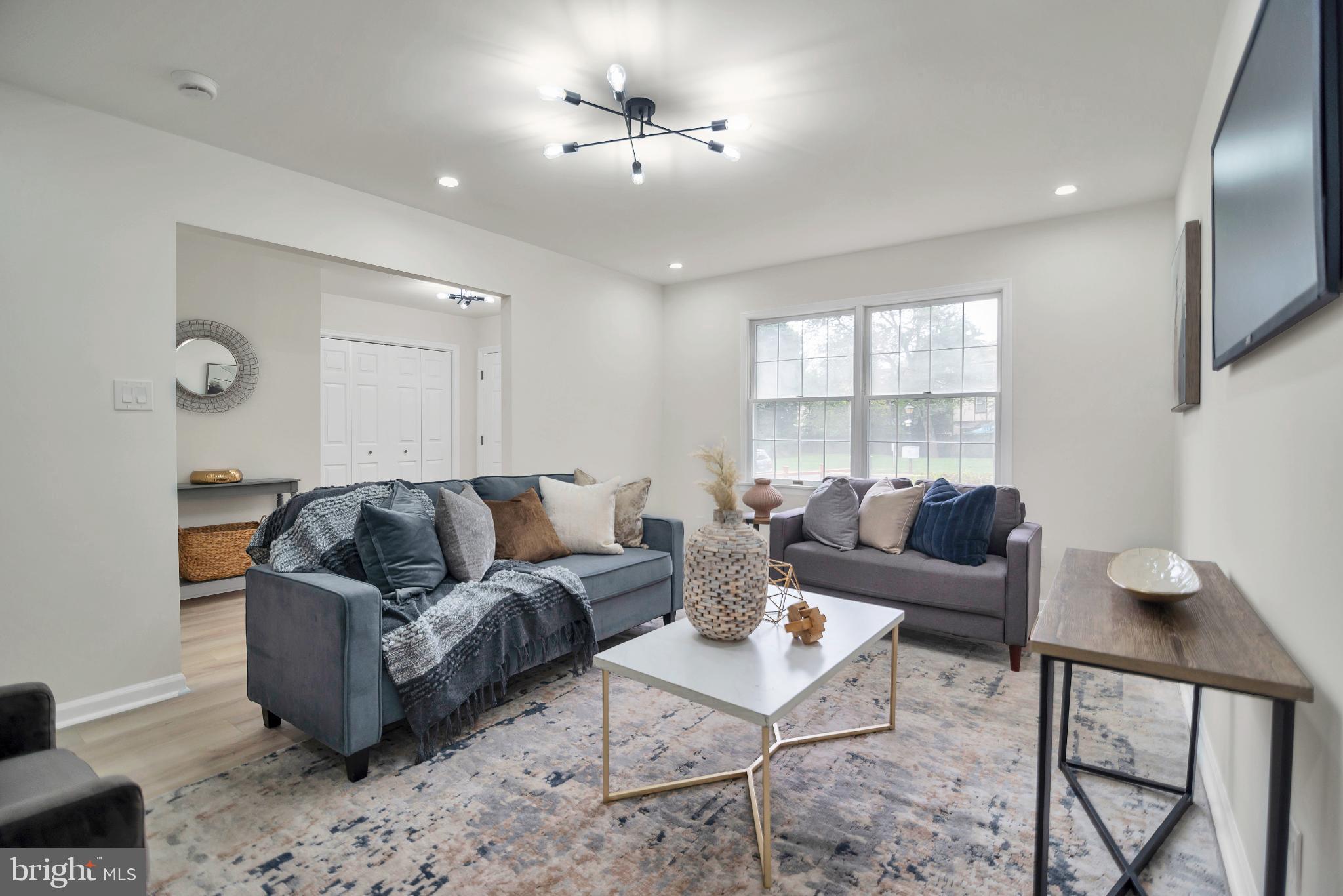 WAVERLY EAST - Residential