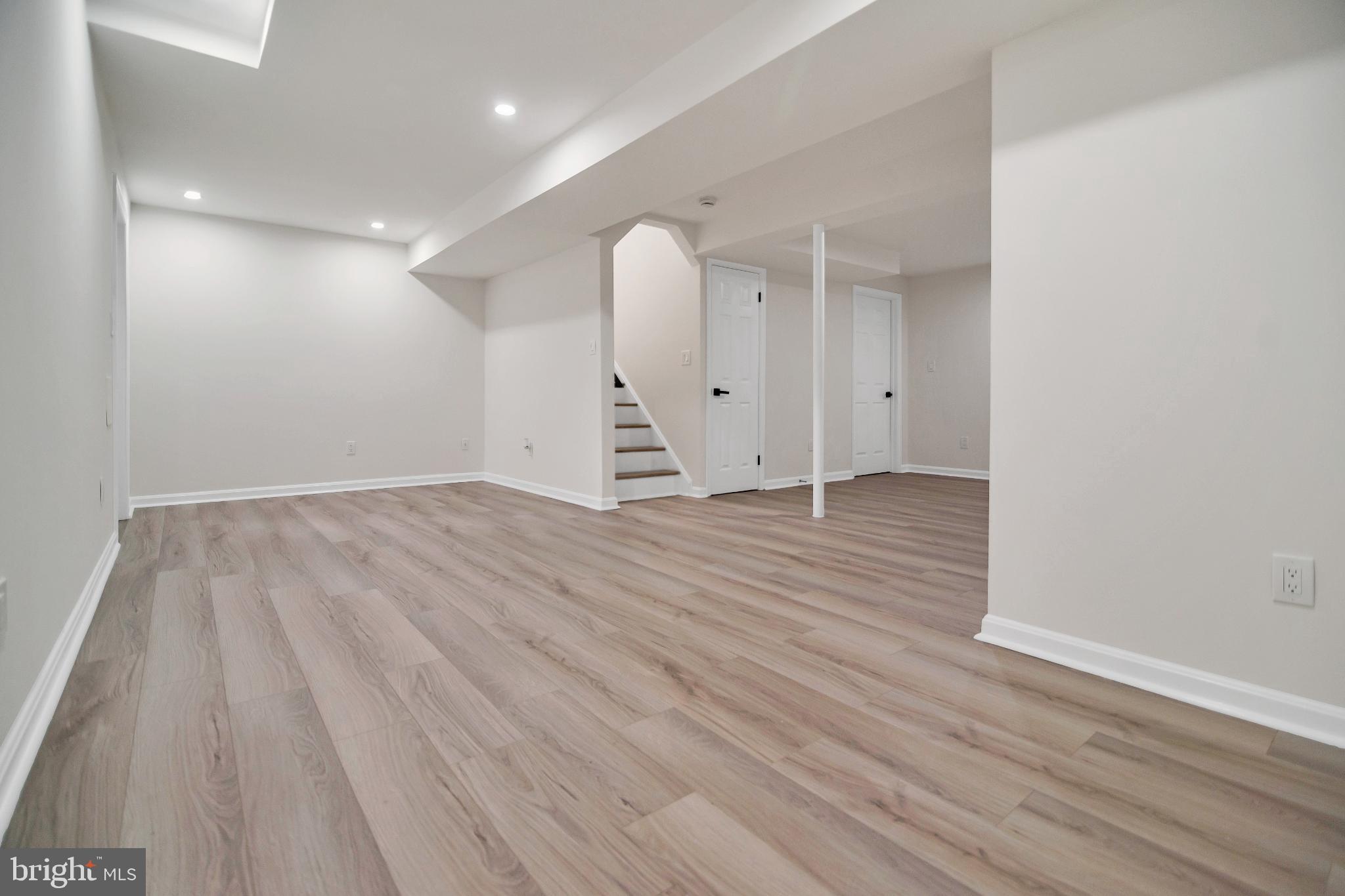 WAVERLY EAST - Residential