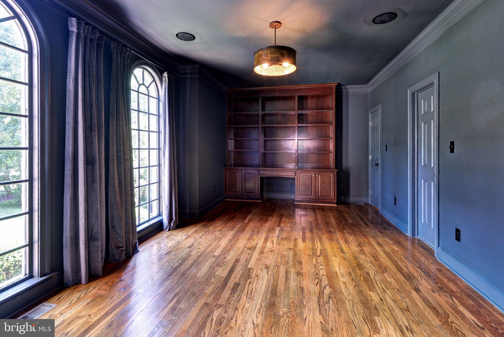 GOVERNOR'S LAND - Residential