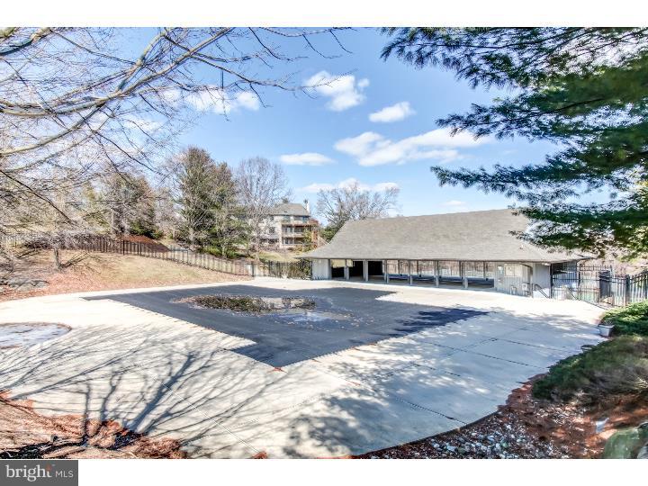 RUNNYMEADE FARMS - Residential