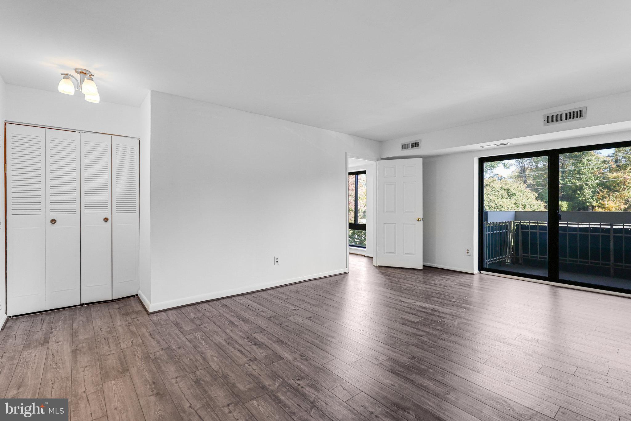 6137 LEESBURG PIKE 406