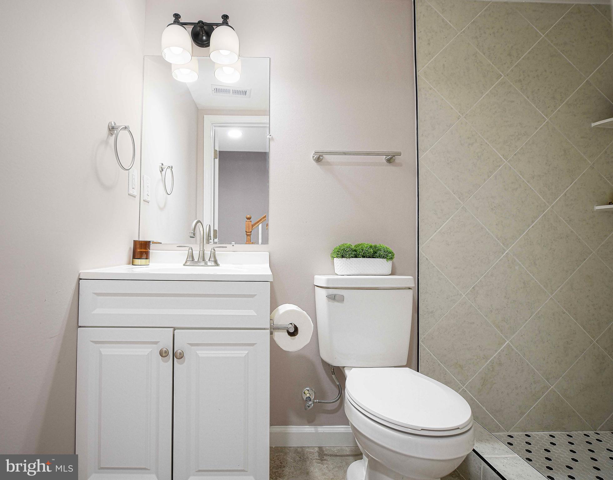 MILTON-MONTFORD - Residential