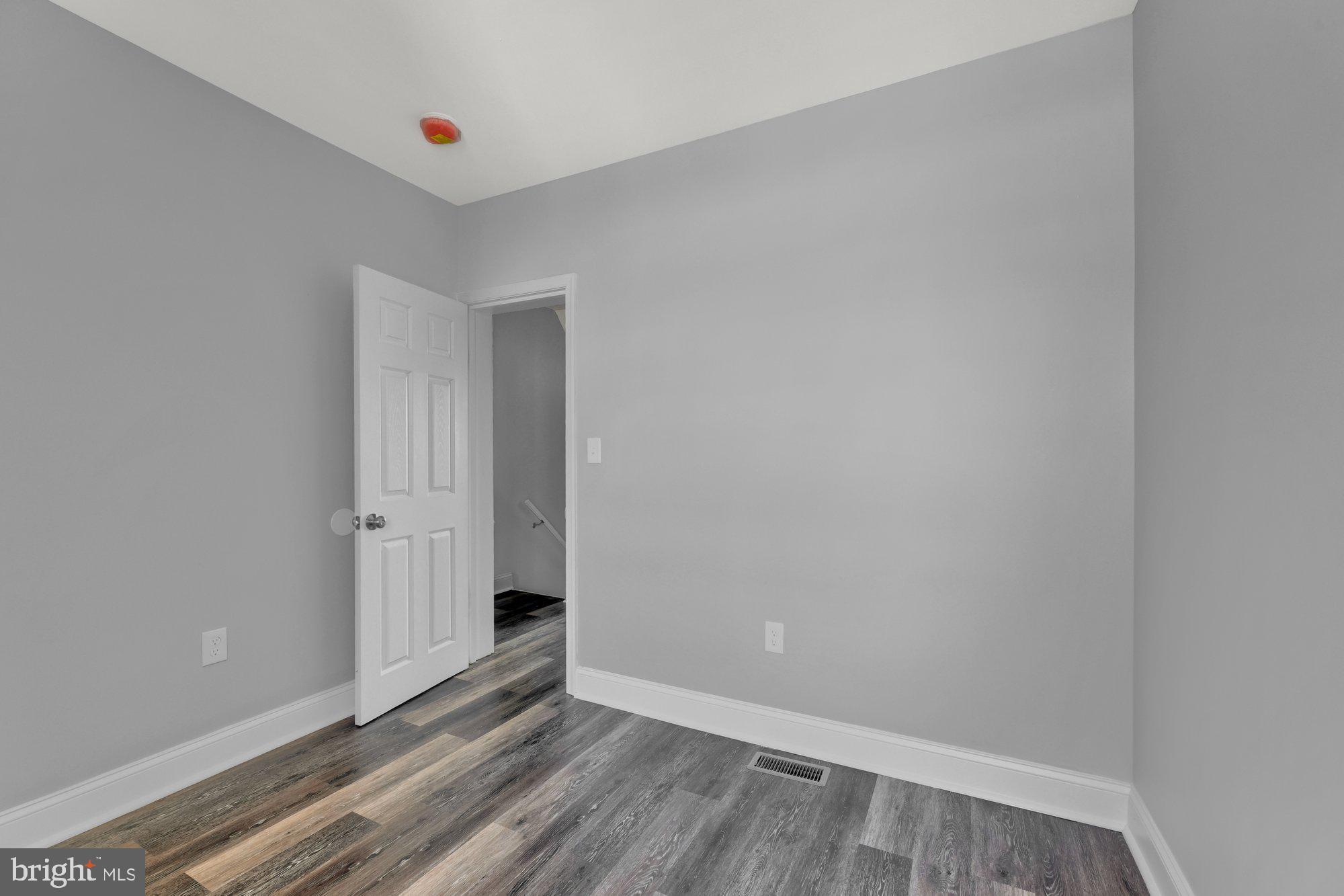 ARCADIA-BEVERLY HILLS HISTORIC DISTRICT - Residential Lease