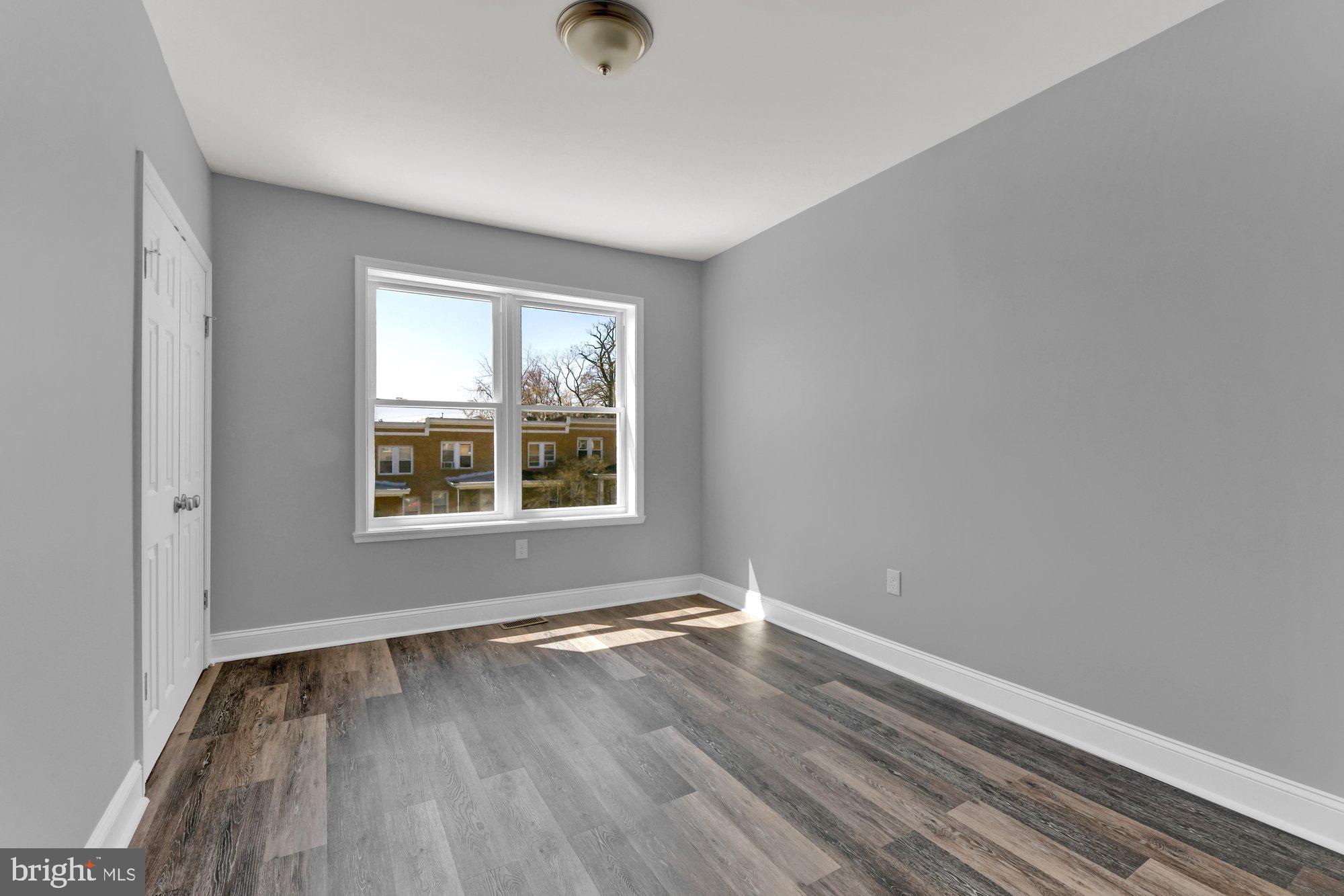 ARCADIA-BEVERLY HILLS HISTORIC DISTRICT - Residential Lease