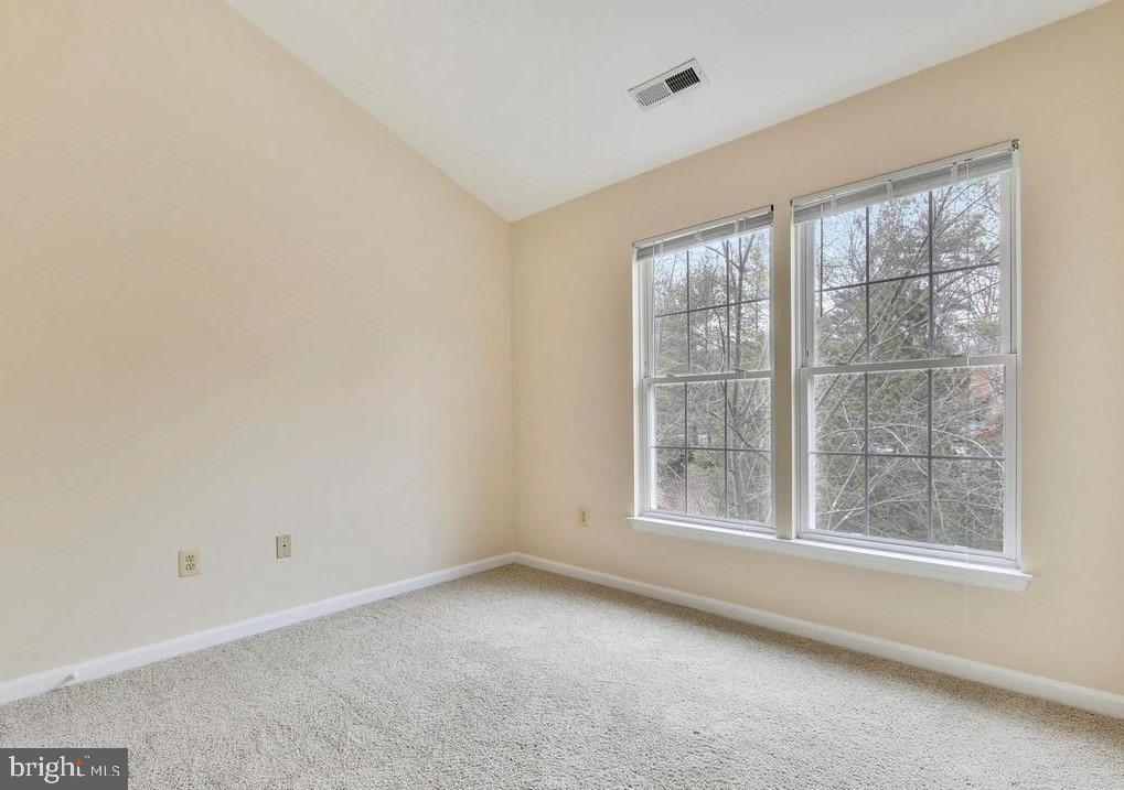 PT ROCKVILLE TWN RES 1 - Residential Lease