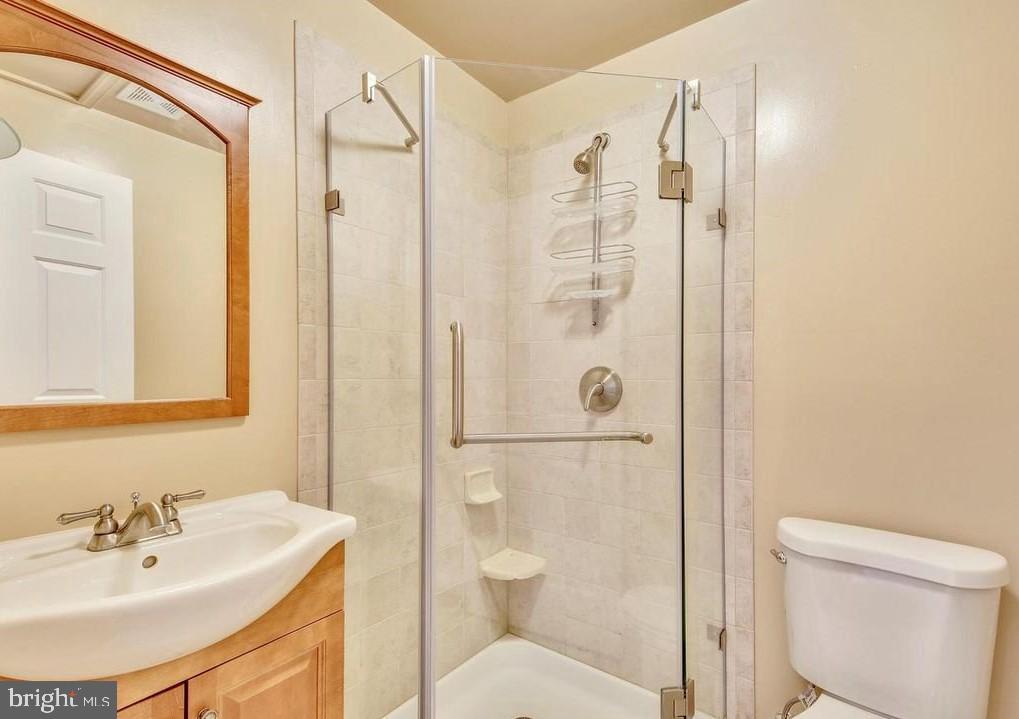 PT ROCKVILLE TWN RES 1 - Residential Lease