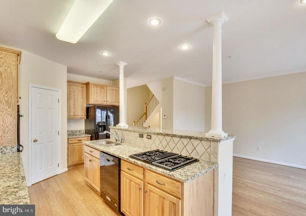 PT ROCKVILLE TWN RES 1 - Residential Lease