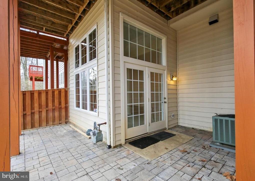 PT ROCKVILLE TWN RES 1 - Residential Lease