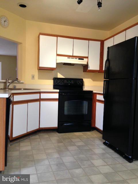 PLEASANT HILLS - Residential