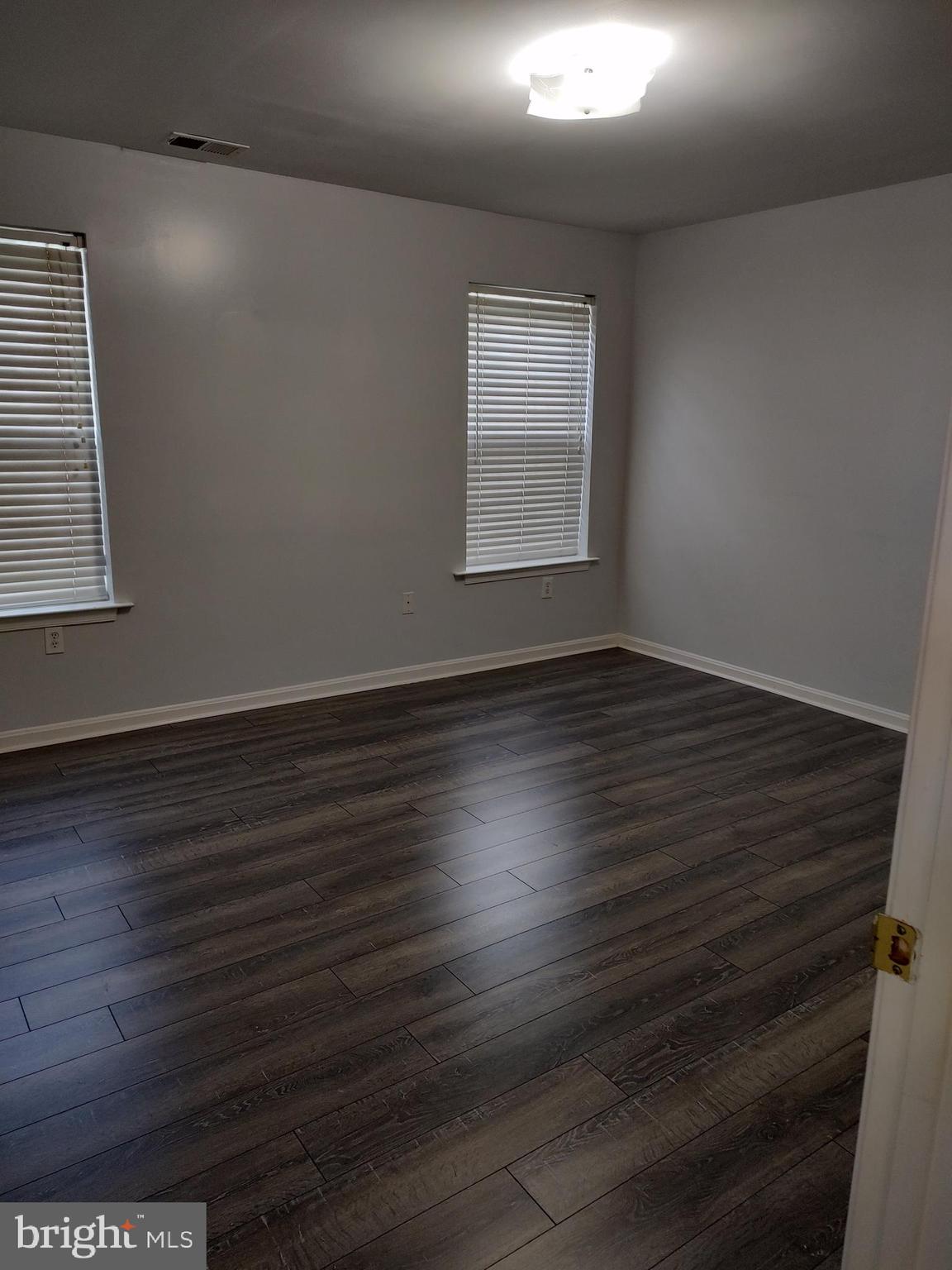 GREENBELT LAKE VILLAGE - Residential Lease