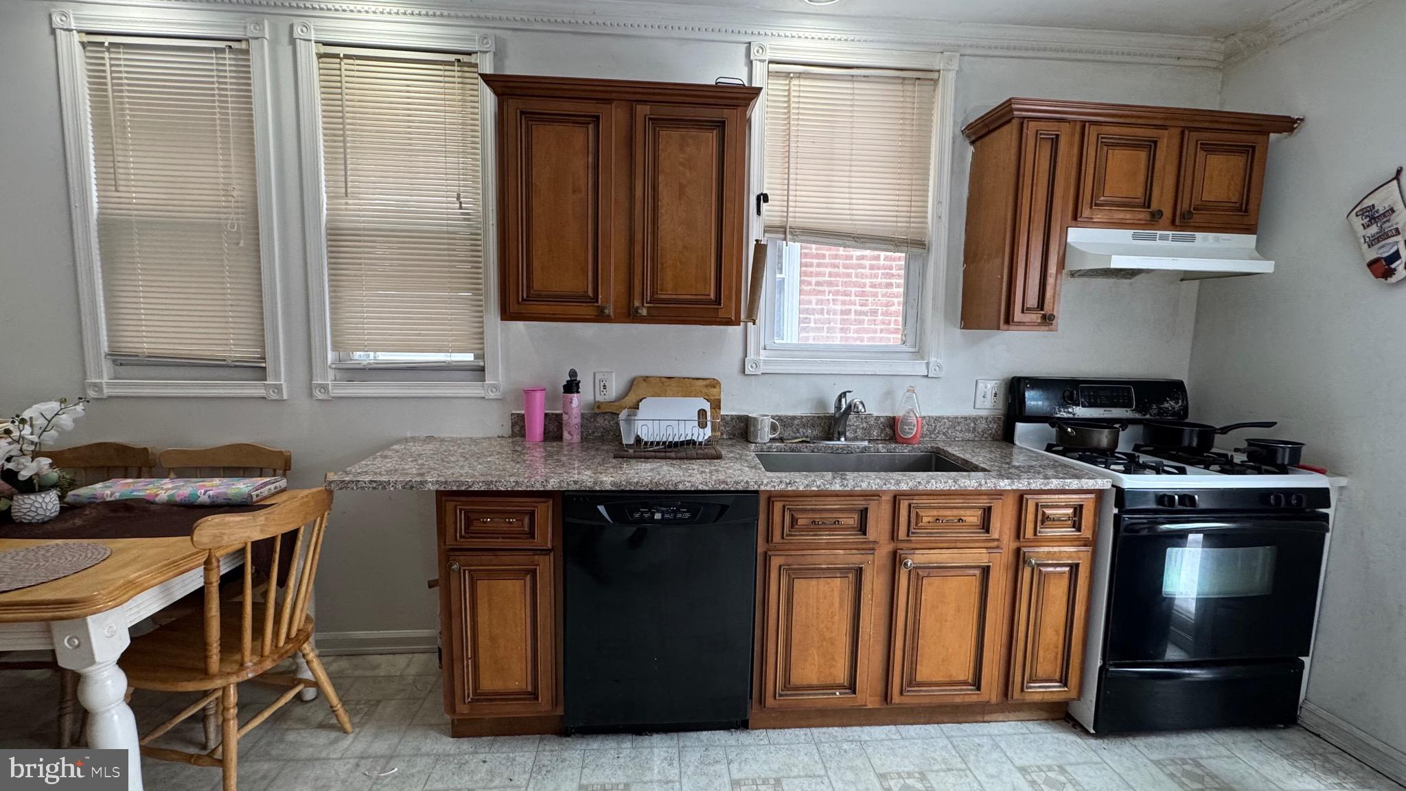 MAYFAIR - Residential