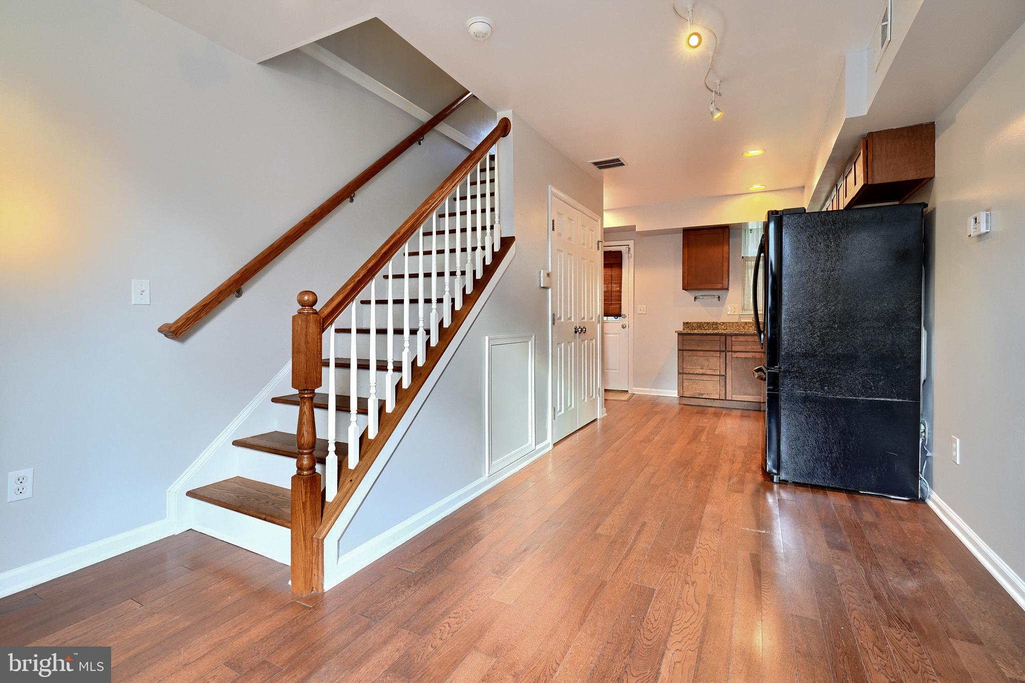 1613 ELKINS LANE