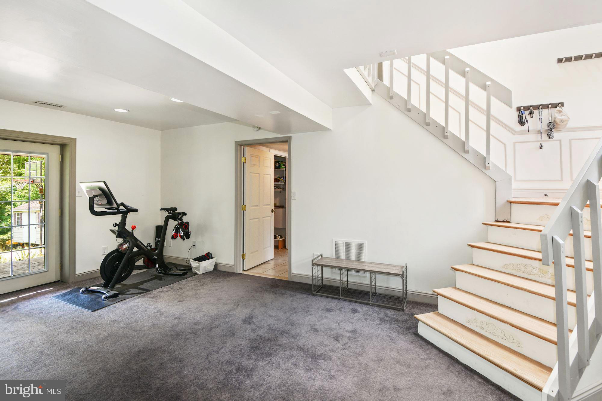 GREENHOLLY - Residential