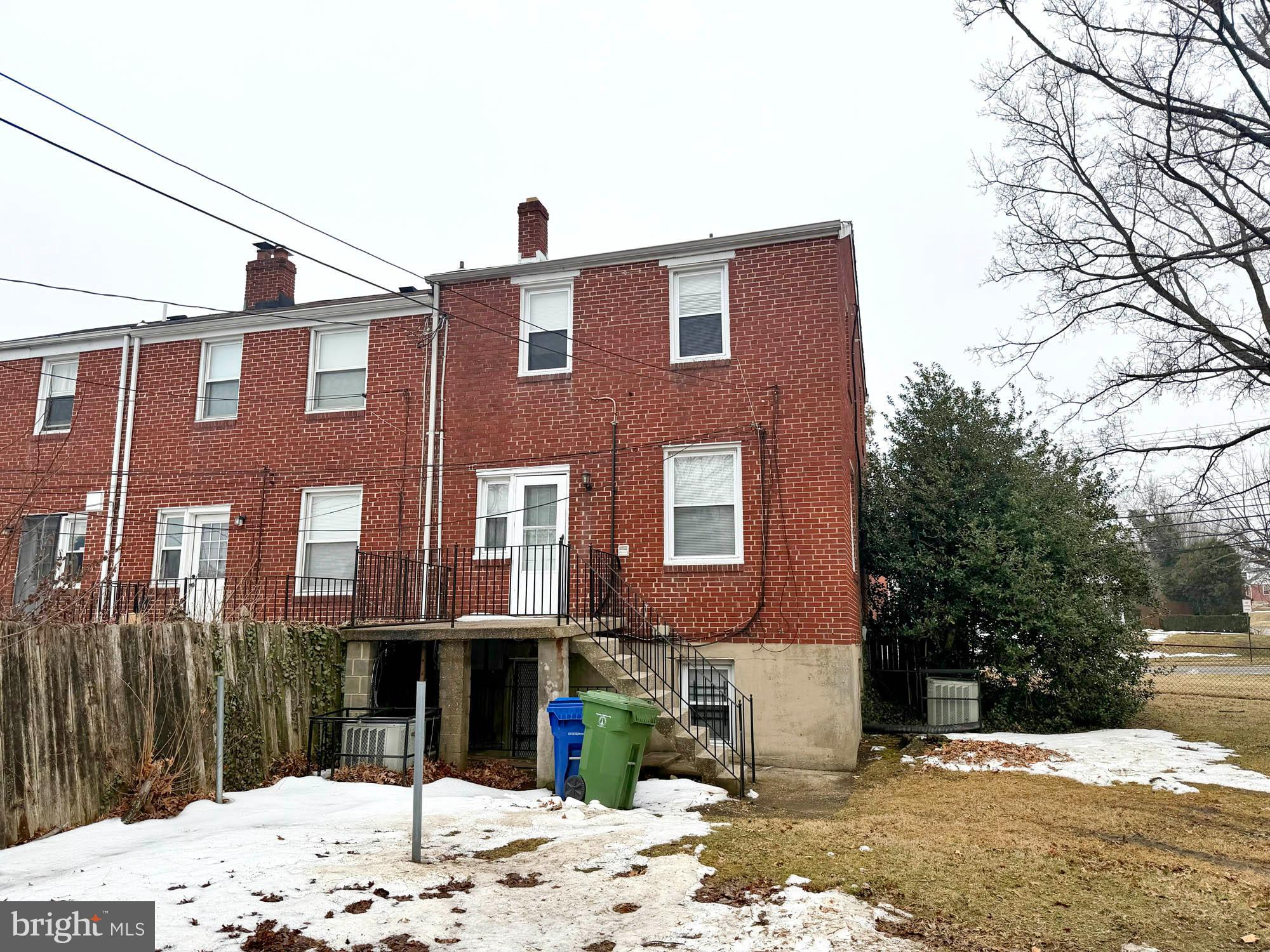 CAMERON VILLAGE - Residential