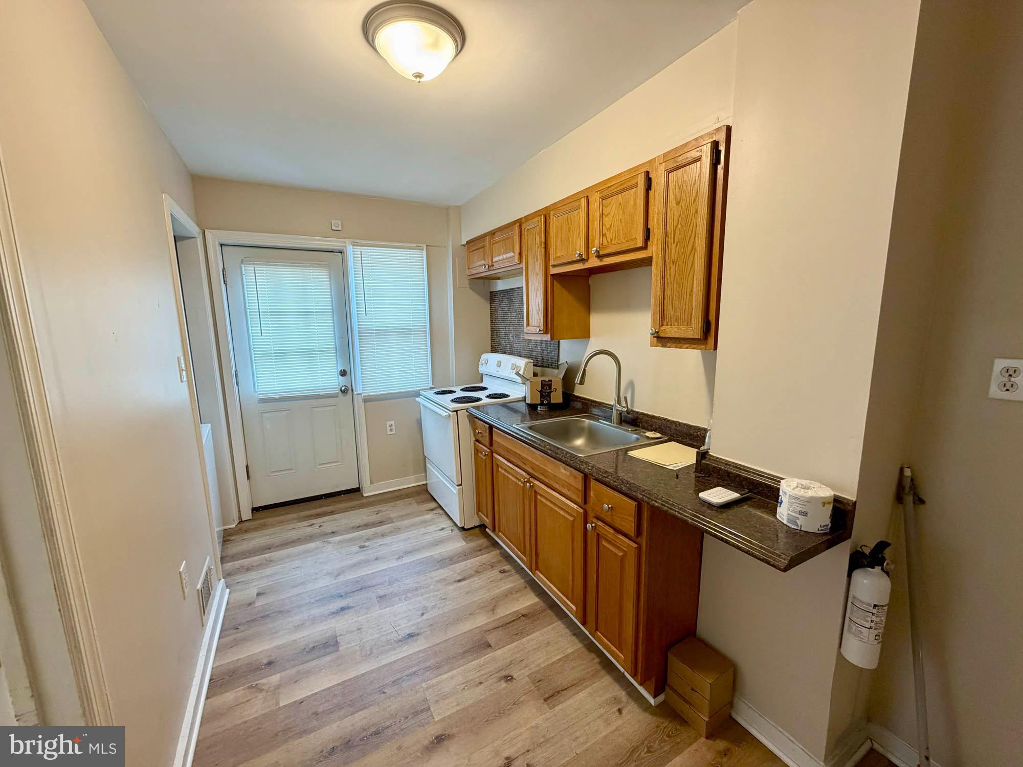 CAMERON VILLAGE - Residential