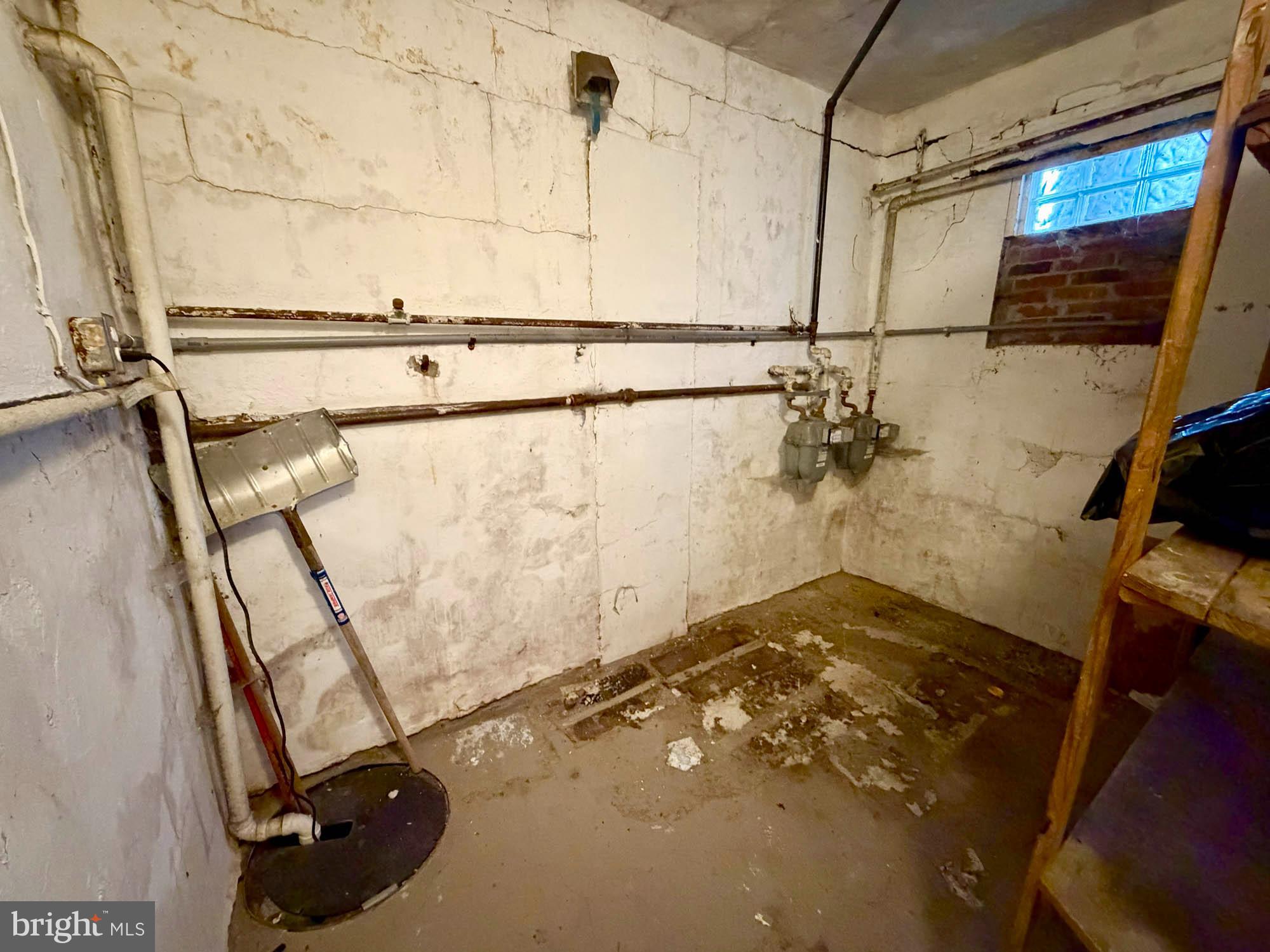 CAMERON VILLAGE - Residential