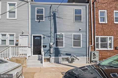 Townhouse For Sale - 44 Tyrell Avenue<br/> TRENTON, NJ 08638