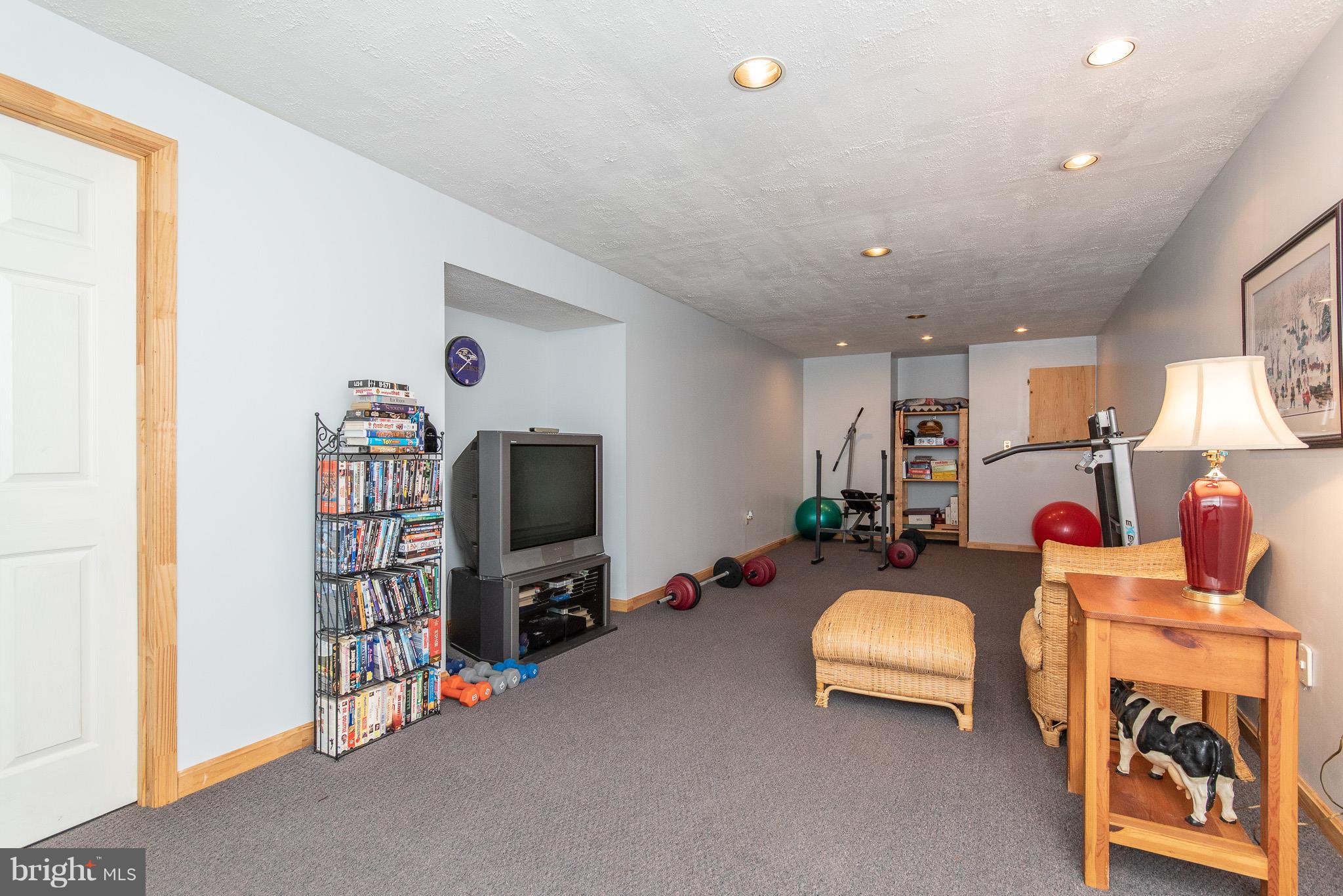 HAMPSTEAD - Residential