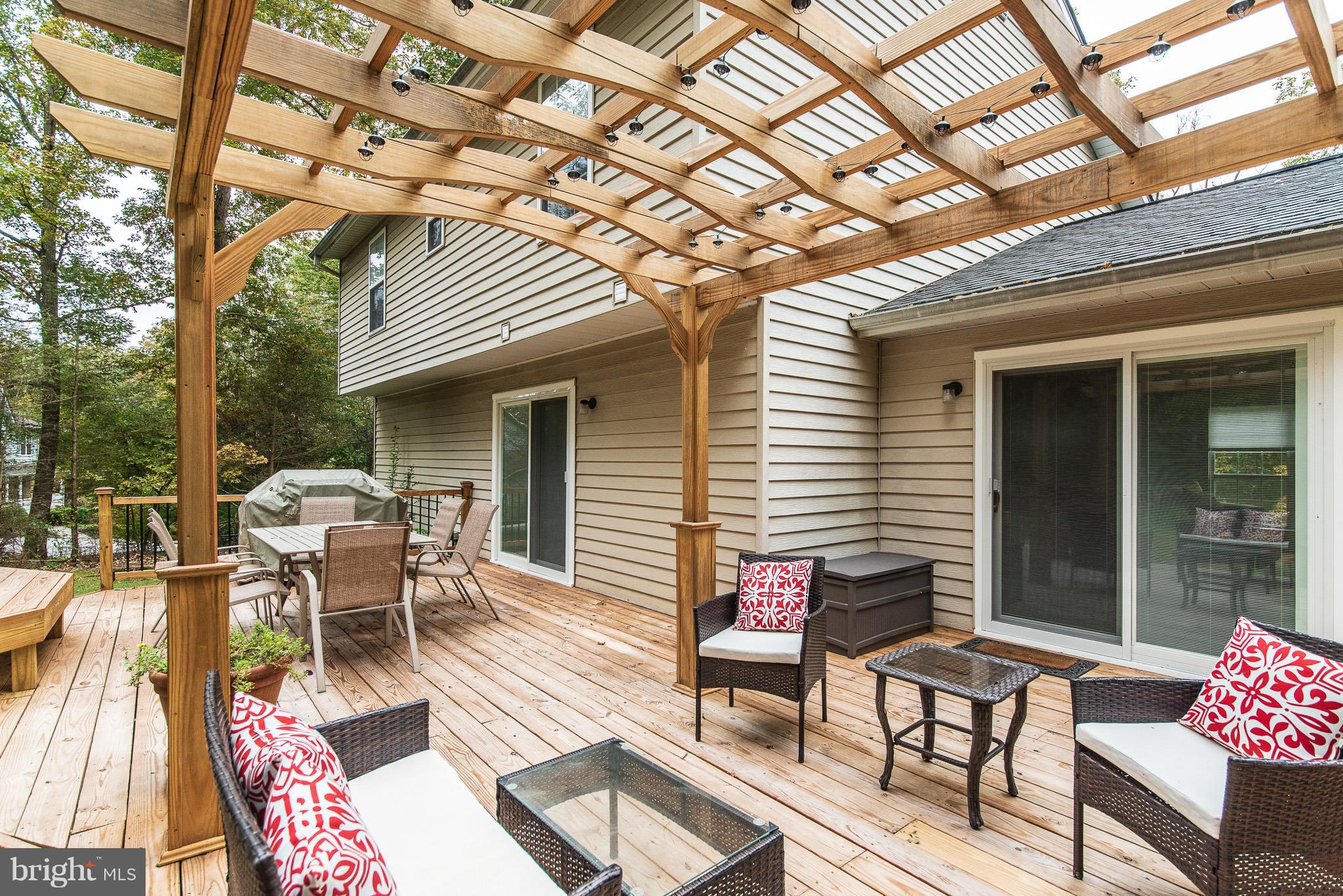 HAMPSTEAD - Residential