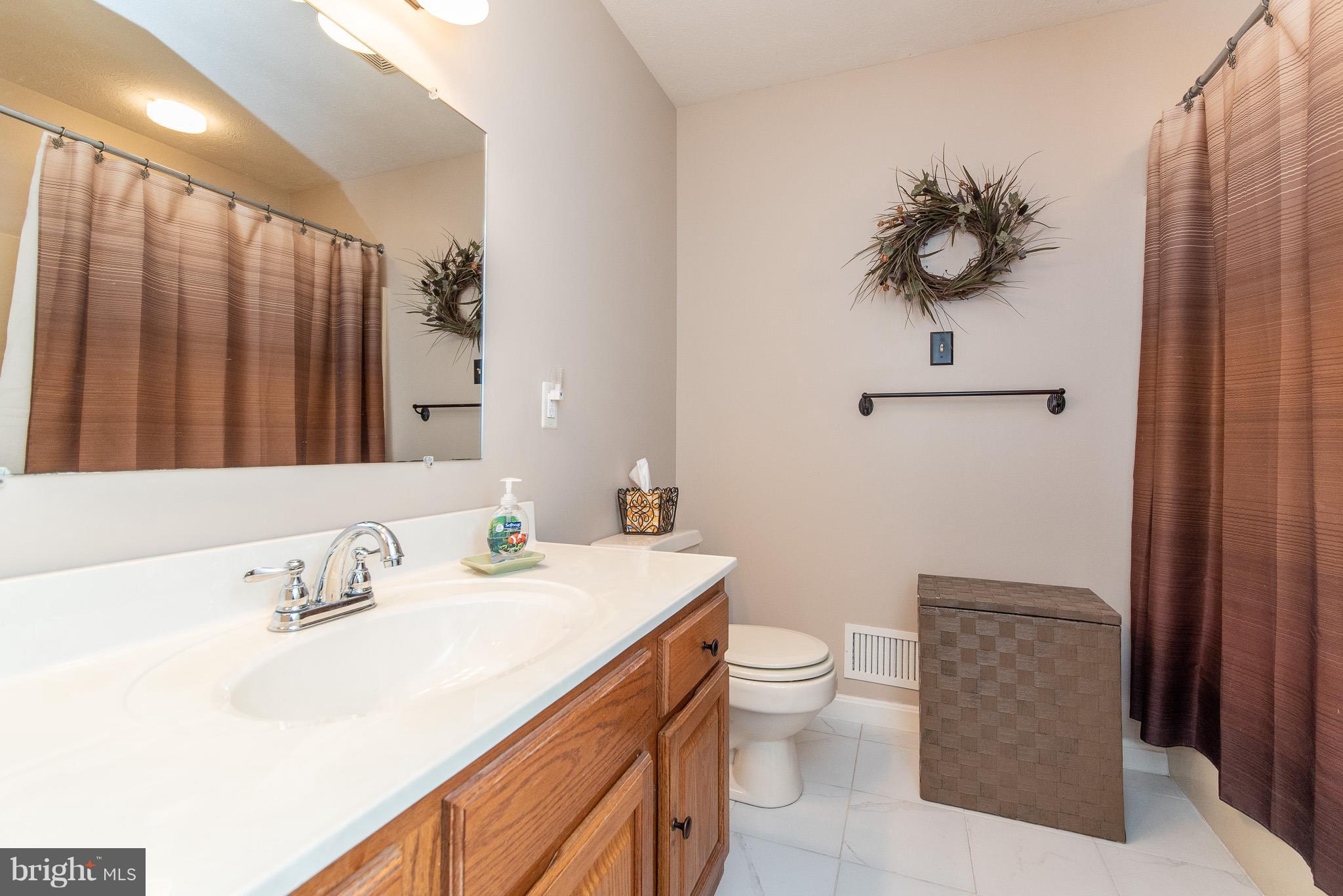 HAMPSTEAD - Residential