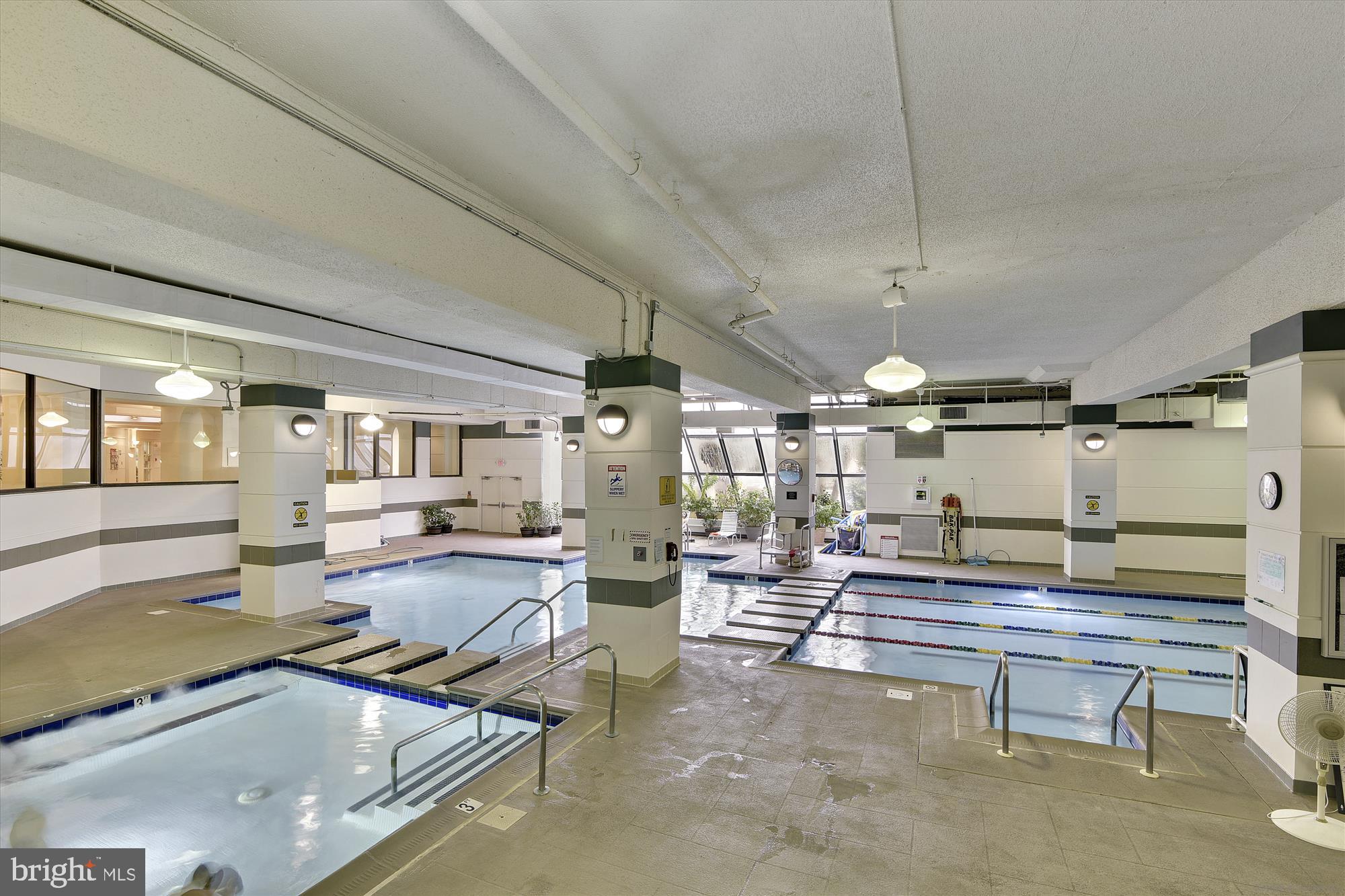 WATERGATE AT LANDMARK - Residential